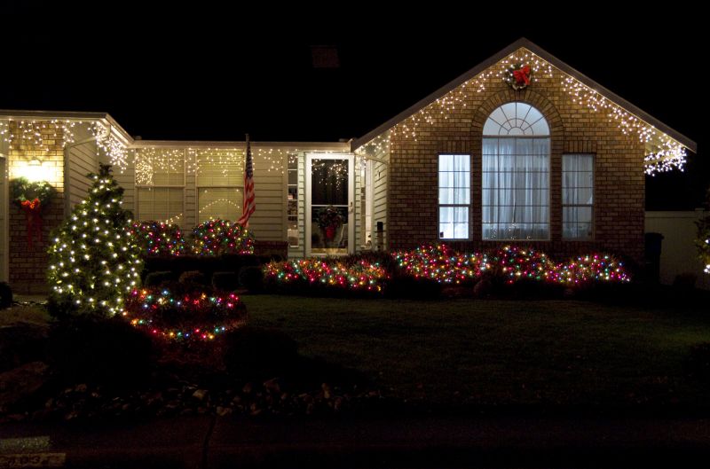 Holiday Lighting Installation